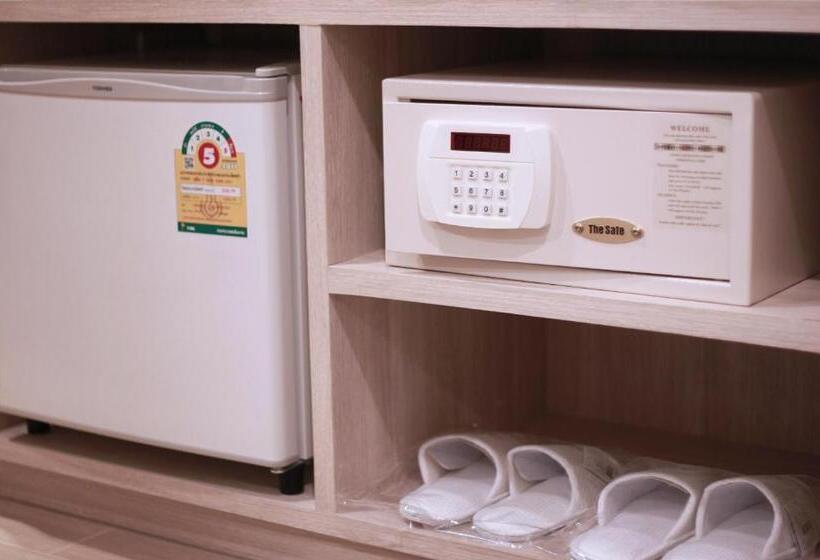 اتاق لوکس, Levana Pattaya Hotel   Sha Extra Plus