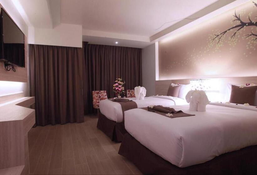 Номер Superior Кровать Кинг, Levana Pattaya Hotel   Sha Extra Plus