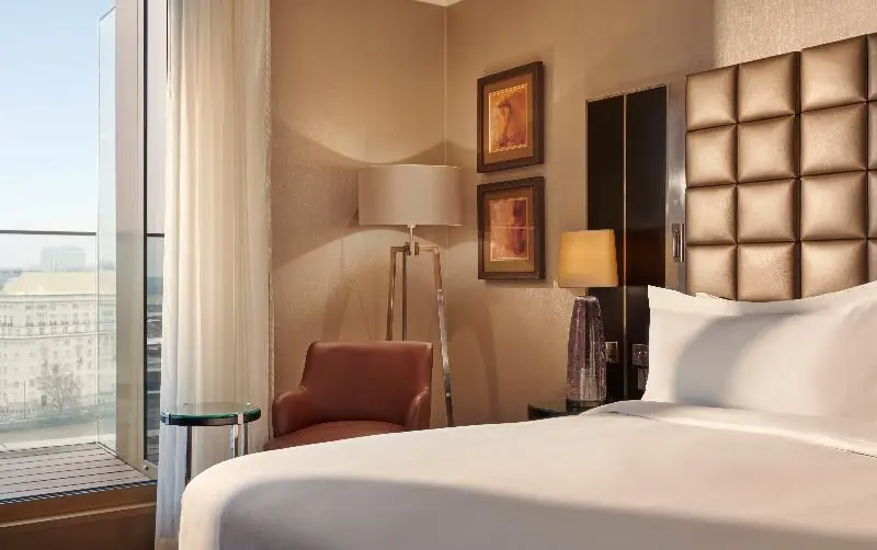 バルコニー付きデラックスルーム, Hyatt Regency London Albert Embankment