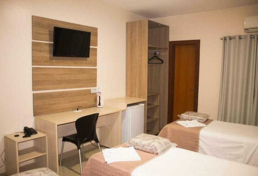 豪华房间, Maper Mardan