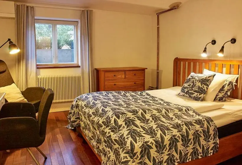 Chambre Economy, Millasvilla