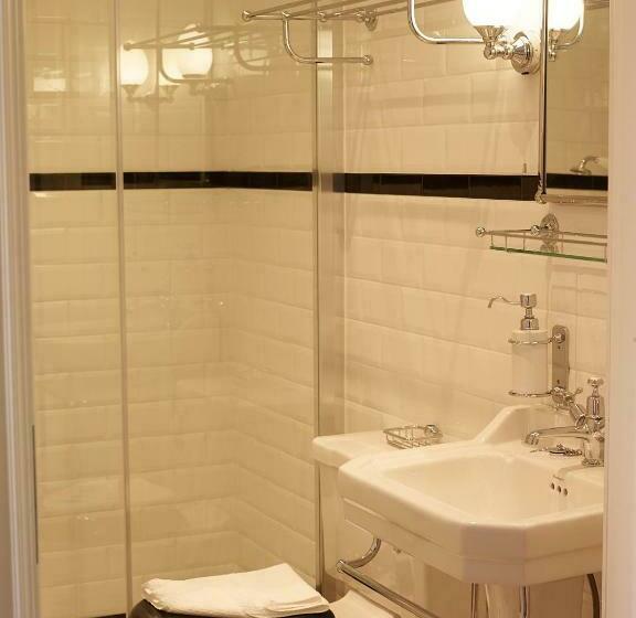 اتاق لوکس, Millasvilla