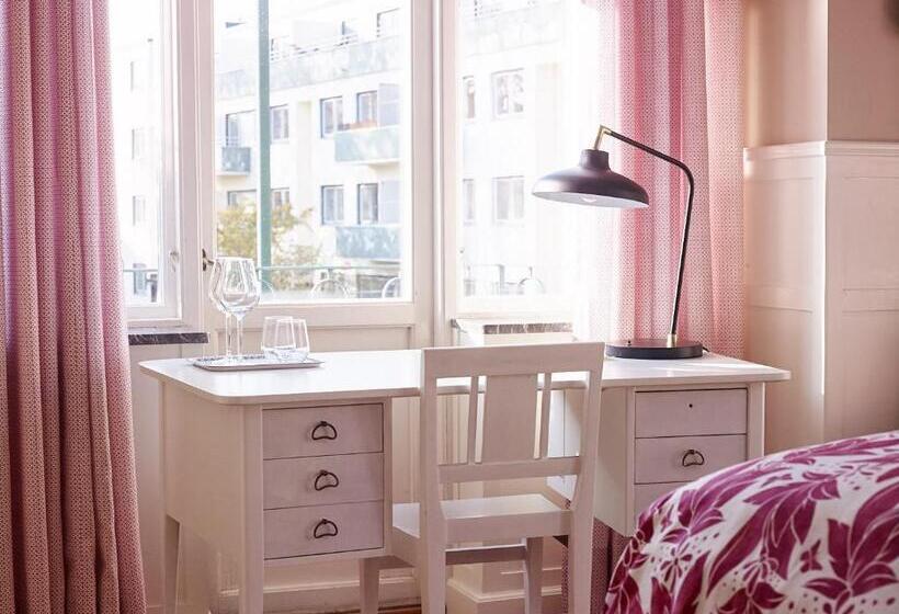 Quarto deluxe, Millasvilla