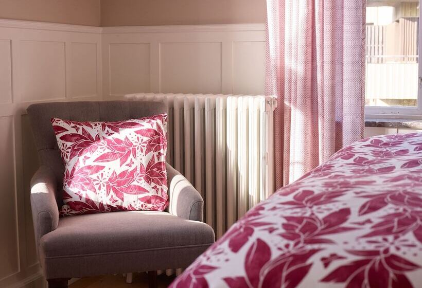 Quarto deluxe, Millasvilla