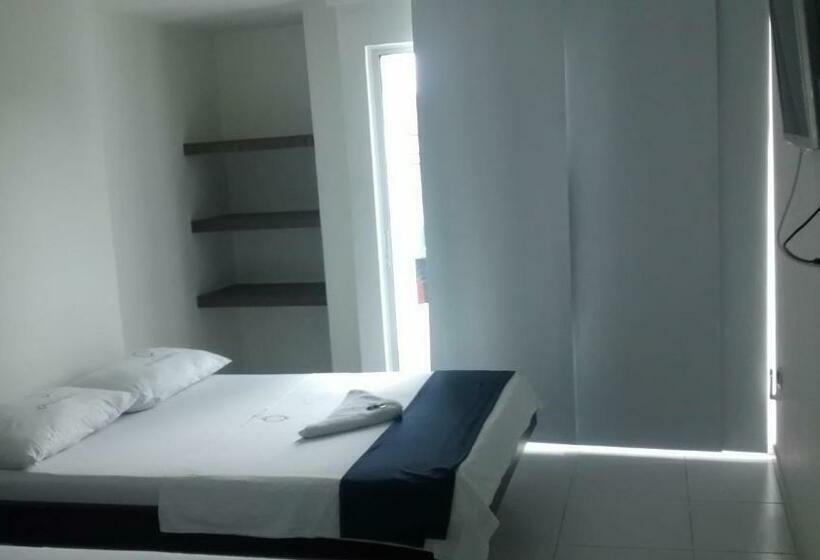 غرفة عائلية, Oviedo Real