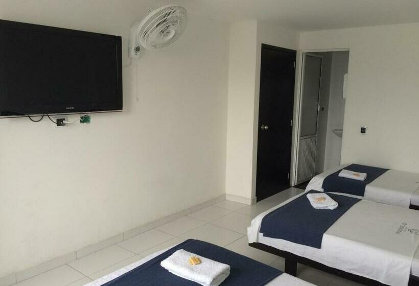 غرفة عائلية, Oviedo Real