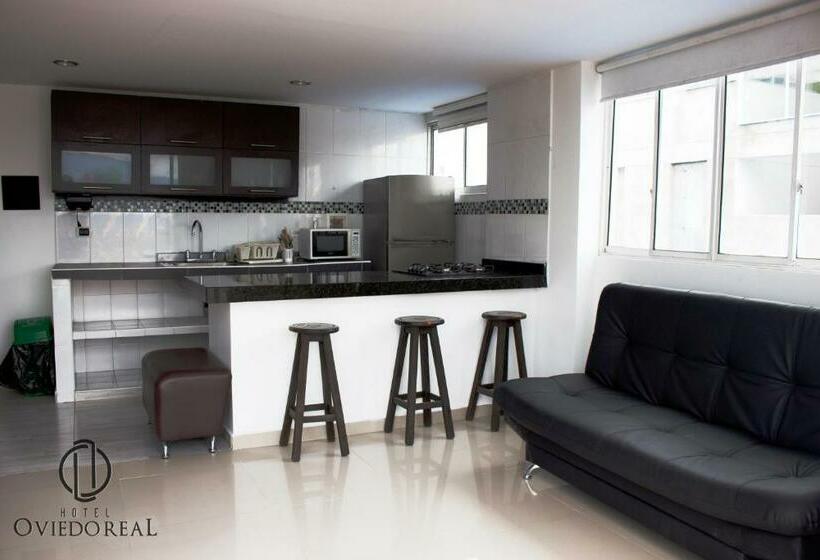 شقة غرفة واحدة, Oviedo Real