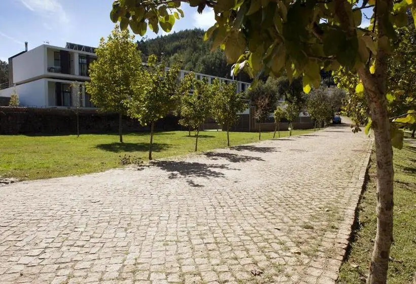 Perhehuone, Parque Serra Da Lousa