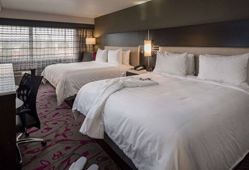 Номер бизнес-класса, Radisson Hotel Oakland Airport