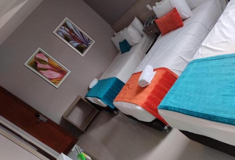 Номер Стандарт Трехместный, Santa Clara Boutique