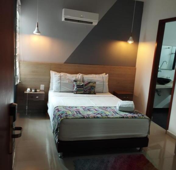 اتاق استاندارد یک نفره, Santa Clara Boutique