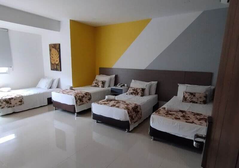 Номер Стандарт Трехместный, Santa Clara Boutique