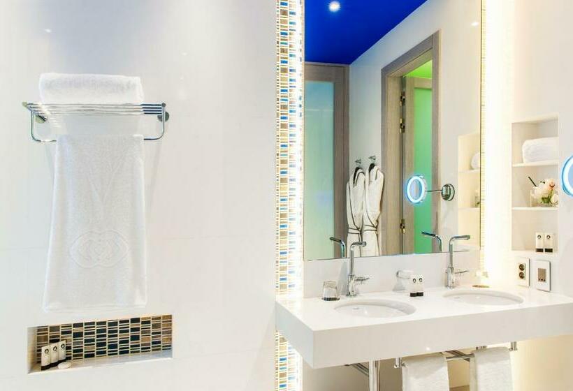 اتاق سوپریور با تخت بزرگ, Sofitel Tamuda Bay Beach And Spa