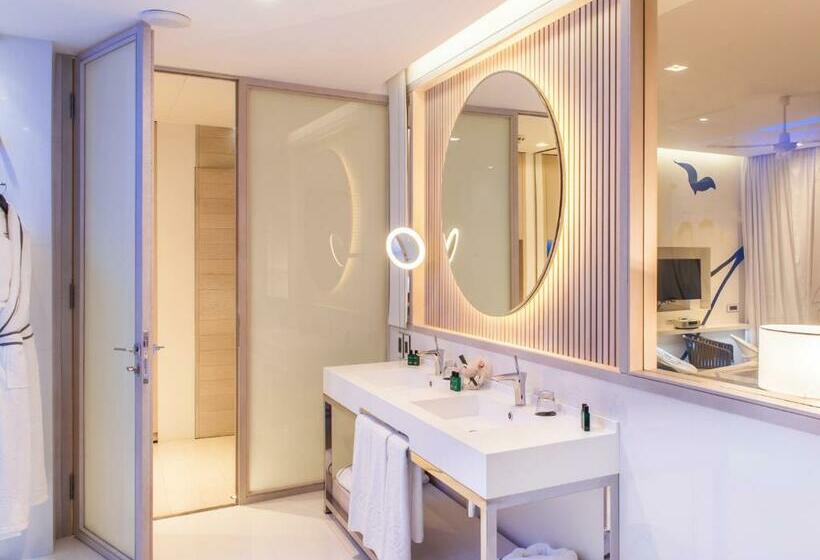 اتاق سوپریور با چشم‌انداز استخر, Sofitel Tamuda Bay Beach And Spa