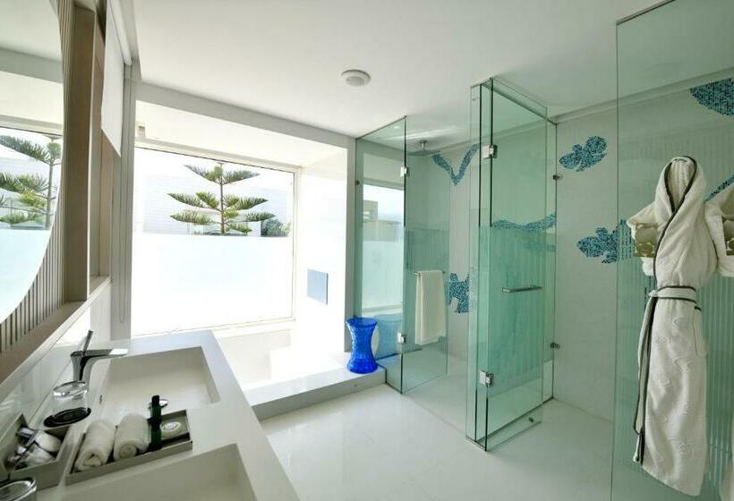 سوئیت با تخت بزرگ, Sofitel Tamuda Bay Beach And Spa