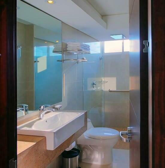 四人标准间, Taroa