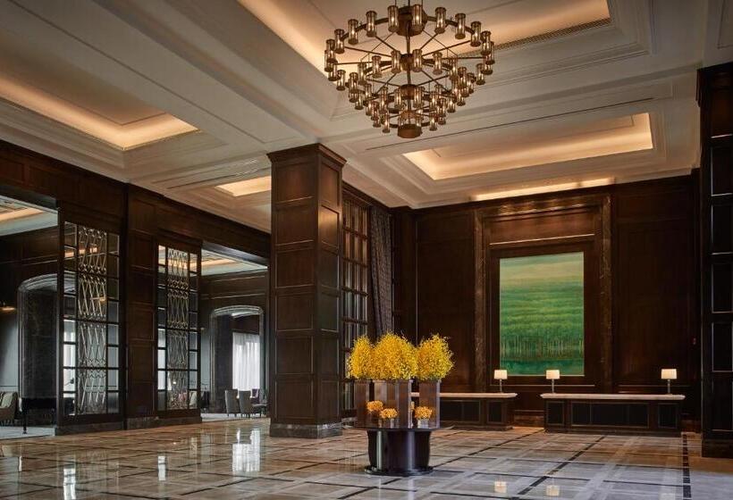 غرفة ديلوكس مطلّة علي ملعب الجولف, The Ritzcarlton, Haikou