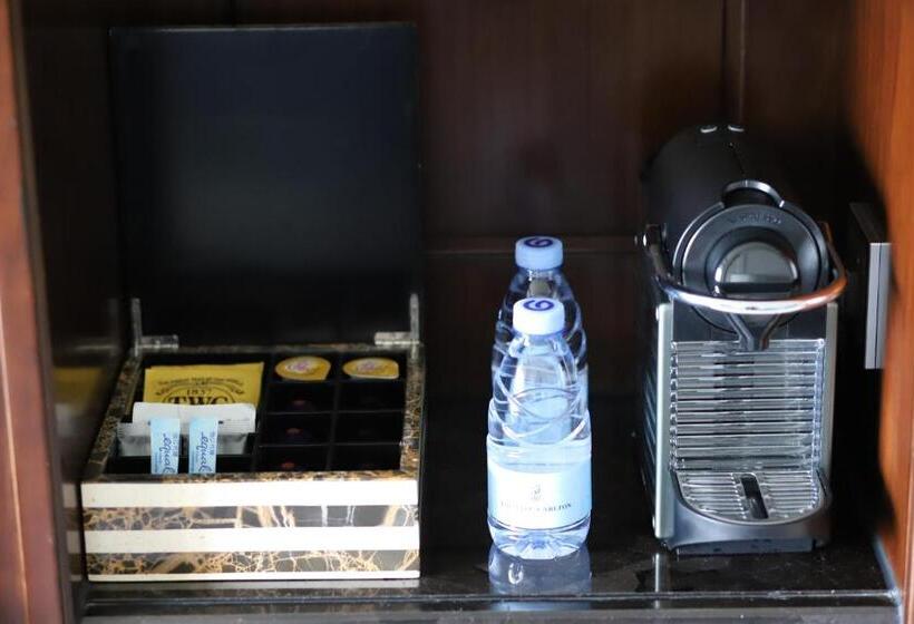 Номер Deluxe Вид на Гольф, The Ritzcarlton, Haikou