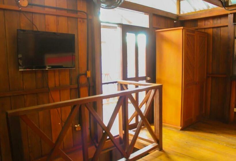 בונגלו משפחתי, Utuane