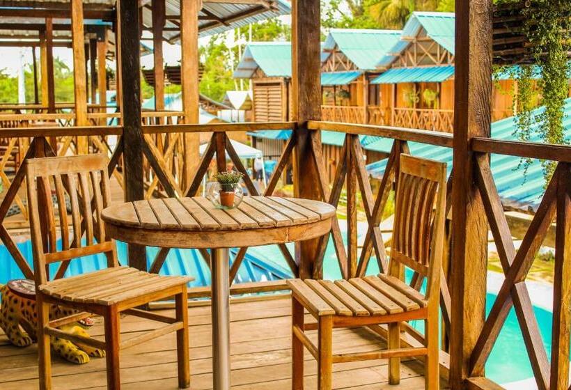 בונגלו משפחתי, Utuane