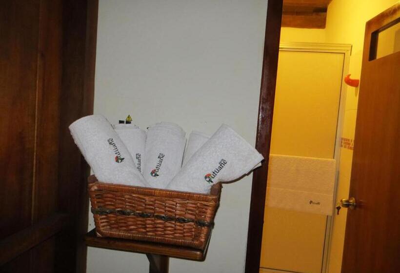 בונגלו משפחתי, Utuane