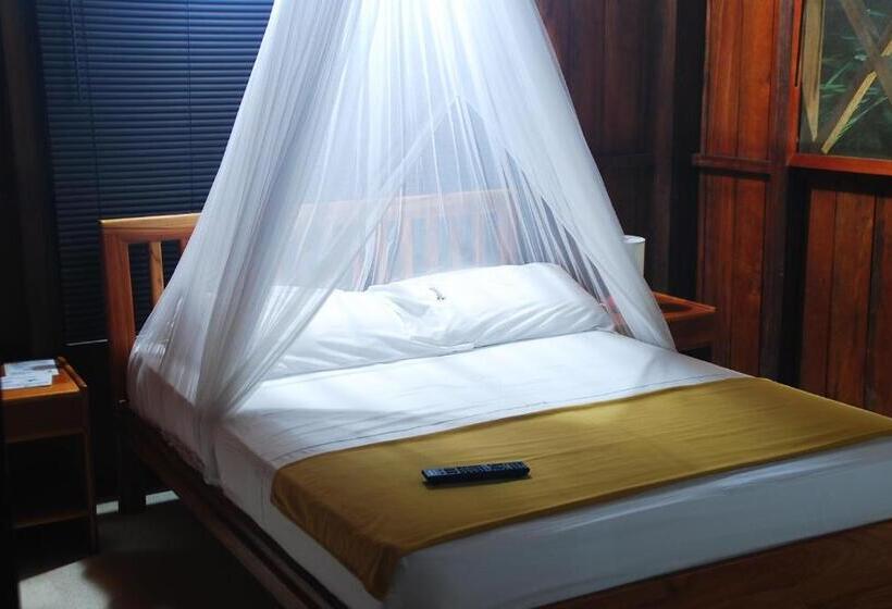 בונגלו משפחתי, Utuane