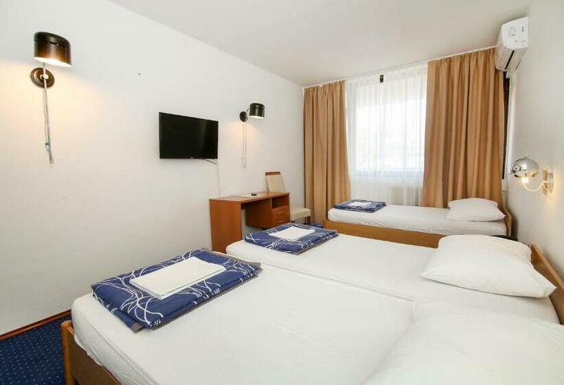 Triple Room Sea View, Zagreb