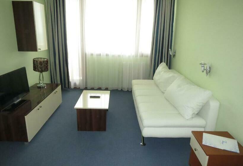 침실 2개 바다 전망 아파트, Zagreb