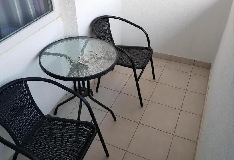 스탠다드 발코니 룸 바다 전망, Zagreb