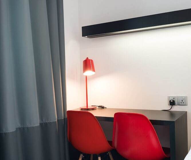 سوییت خانوادگی, Lazdana Hotel Kuala Lumpur