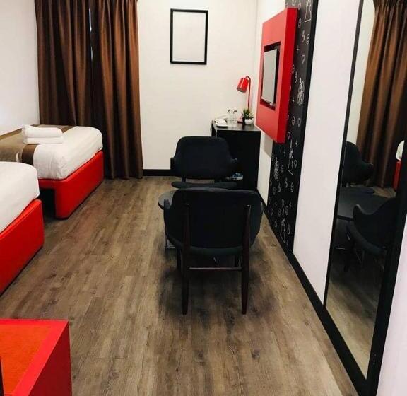 اتاق استاندارد سه نفره, Lazdana Hotel Kuala Lumpur