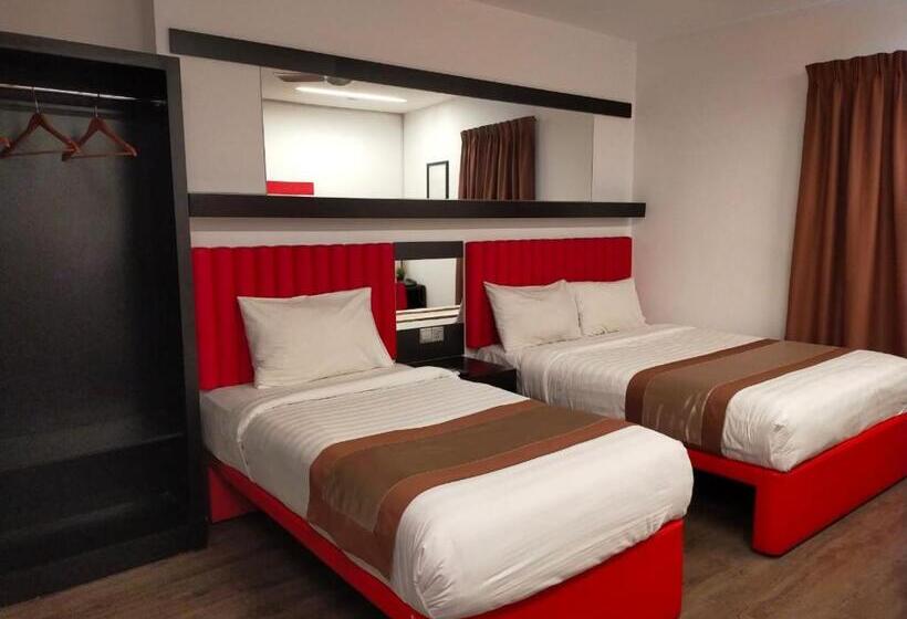 اتاق استاندارد سه نفره, Lazdana Hotel Kuala Lumpur