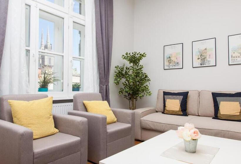 شقة ديلوكس غرفة واحدة, Luxury Main Square Apartments