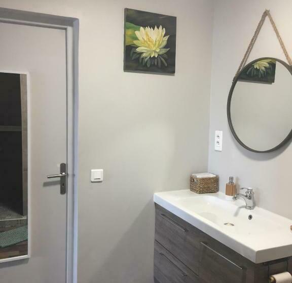 חדר סטנדרט עם מיטת קינג, 1 Chambre, 1 P'tit Dèj', 1 Sourire