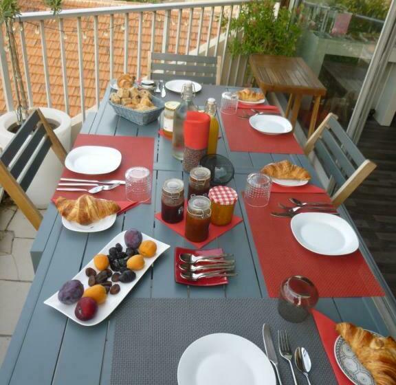 חדר סטנדרט עם מיטת קינג, 1 Chambre, 1 P'tit Dèj', 1 Sourire