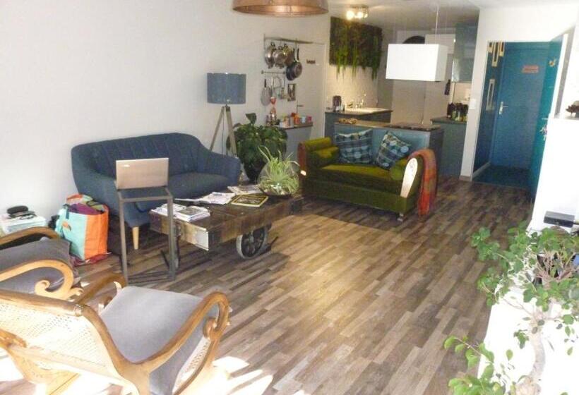 חדר סטנדרט עם מיטת קינג, 1 Chambre, 1 P'tit Dèj', 1 Sourire