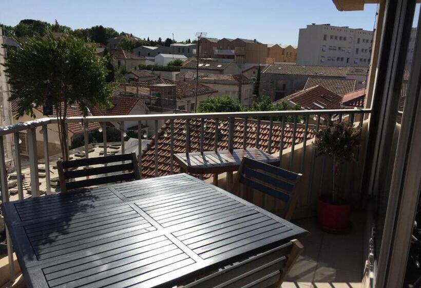 חדר סטנדרט עם מיטת קינג, 1 Chambre, 1 P'tit Dèj', 1 Sourire