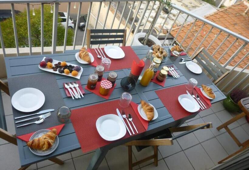 סטודיו סטנדרט, מיטה זוגית, 1 Chambre, 1 P'tit Dèj', 1 Sourire