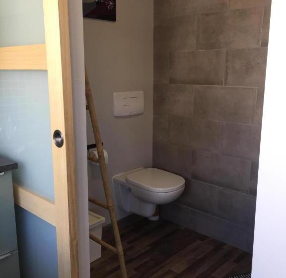 סטודיו סטנדרט, מיטה זוגית, 1 Chambre, 1 P'tit Dèj', 1 Sourire