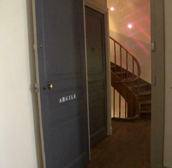 غرفة أساسية, Chambres D'hôtes L'epicurium