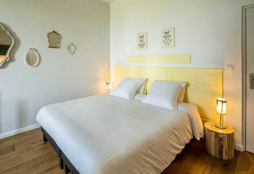 Standard Værelse, Château De La Garnison