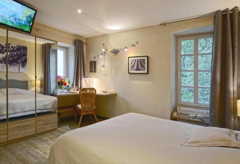 غرفة كلاسيكية, La Colline De Vence