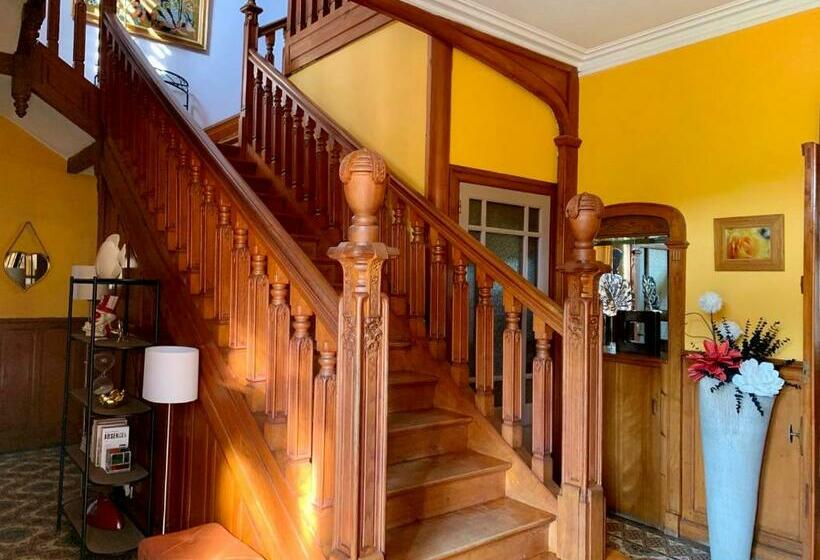 Номер Стандарт, La Villa Des Roses Gîte Chambres D Hôtes Piscine Chauffée