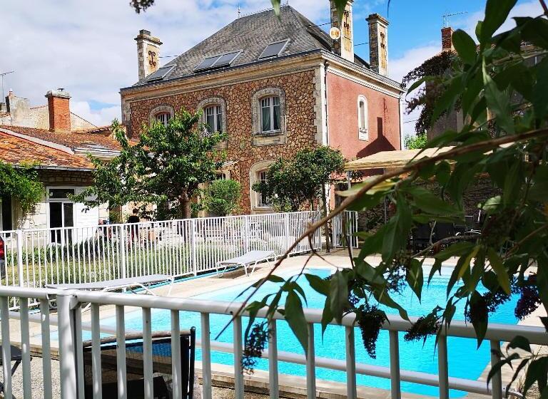 Номер Стандарт, La Villa Des Roses Gîte Chambres D Hôtes Piscine Chauffée