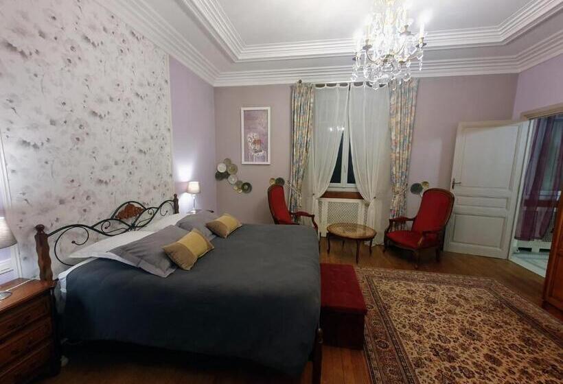 Номер Стандарт, La Villa Des Roses Gîte Chambres D Hôtes Piscine Chauffée