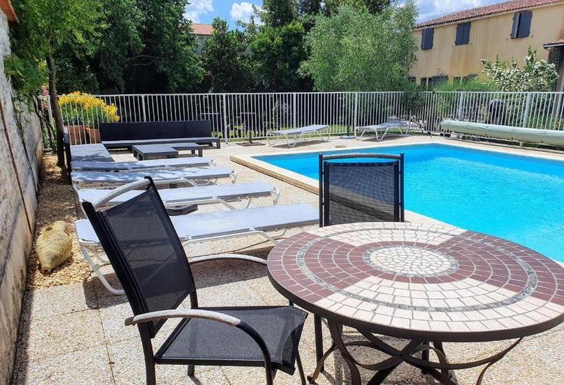 Family Suite, La Villa Des Roses Gîte Chambres D Hôtes Piscine Chauffée