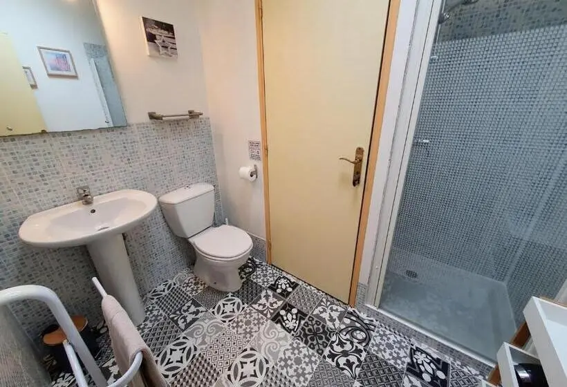 ４ベッドルームハウス, La Villa Des Roses Gîte Chambres D Hôtes Piscine Chauffée