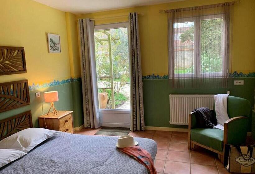 Дом 4 Спальни, La Villa Des Roses Gîte Chambres D Hôtes Piscine Chauffée