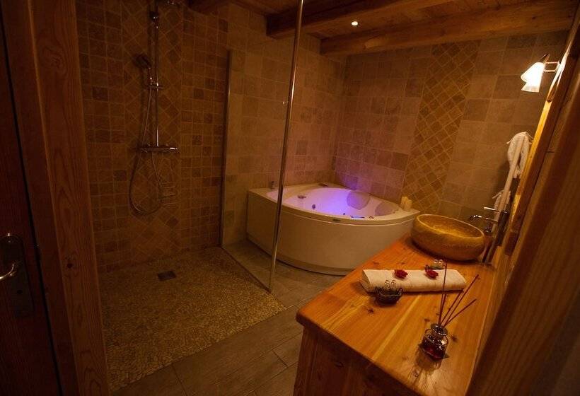 اتاق استاندارد با وان آب گرم, Le Bacchu Ber