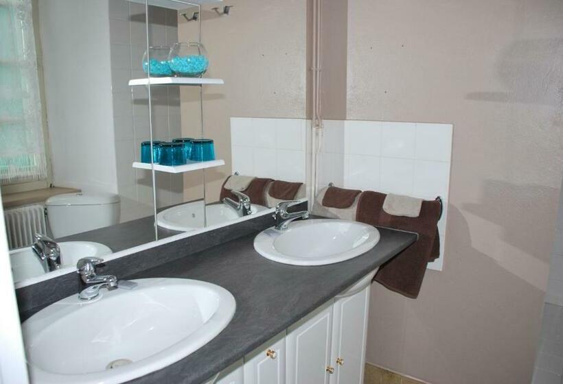 חדר סטנדרט לשלושה, Chambres D Hôtes Le Clos Ambels